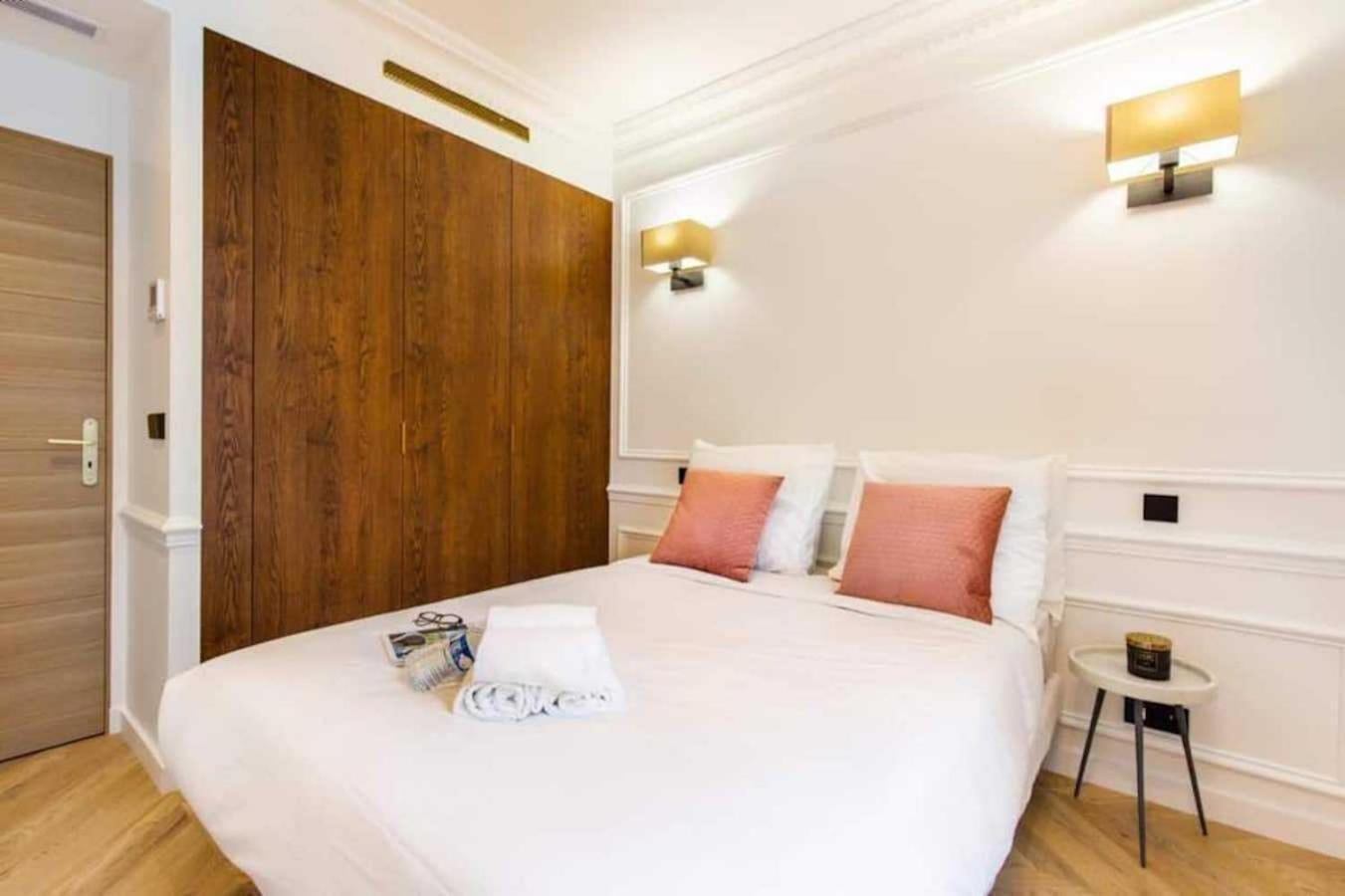 Newly Rebuilt By Architect - Center Of Paris Apartment Ngoại thất bức ảnh
