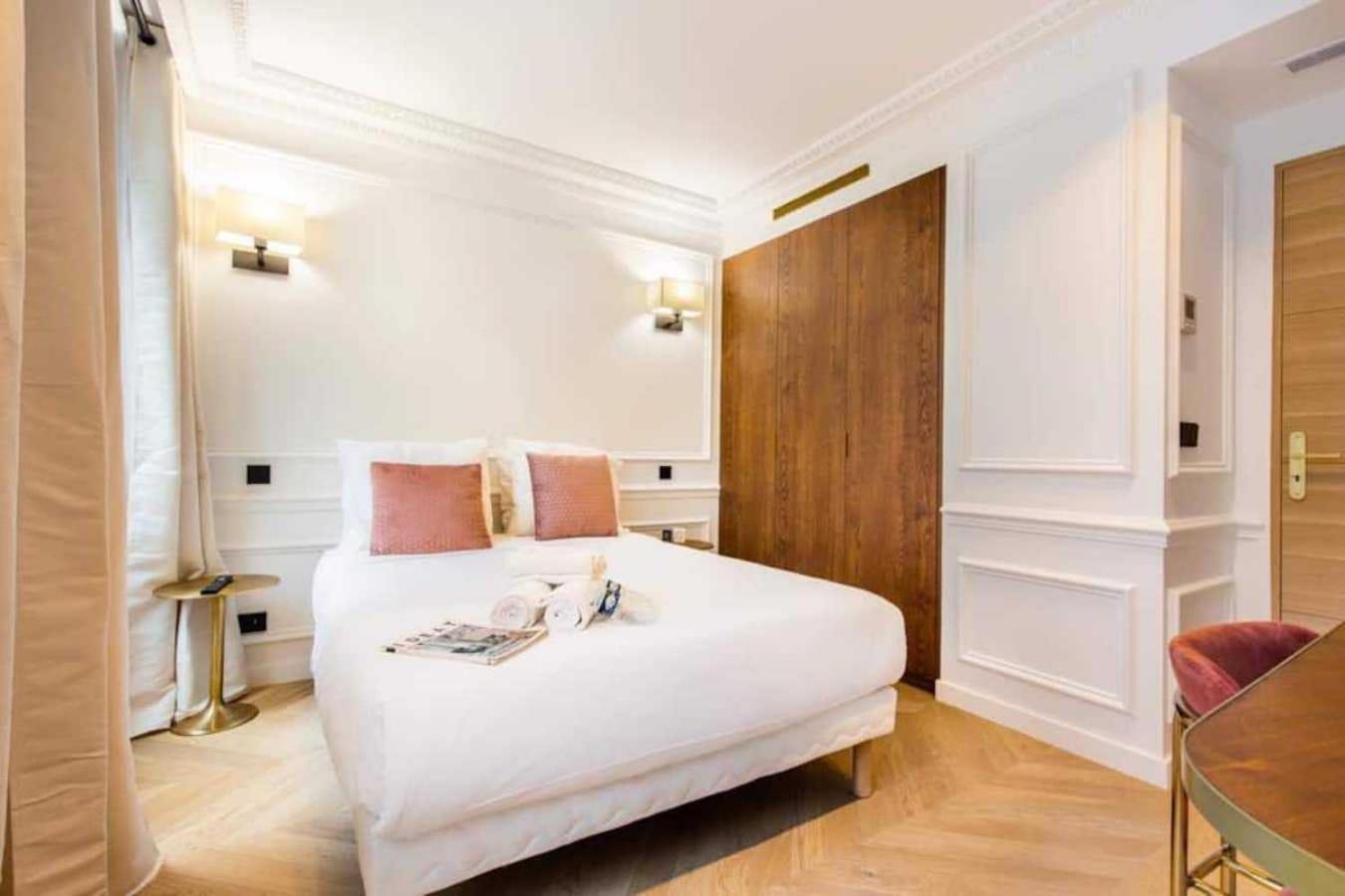 Newly Rebuilt By Architect - Center Of Paris Apartment Ngoại thất bức ảnh