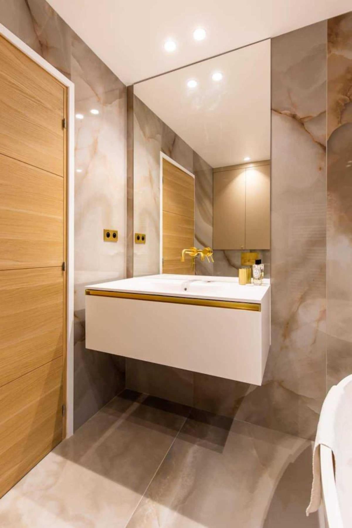 Newly Rebuilt By Architect - Center Of Paris Apartment Ngoại thất bức ảnh