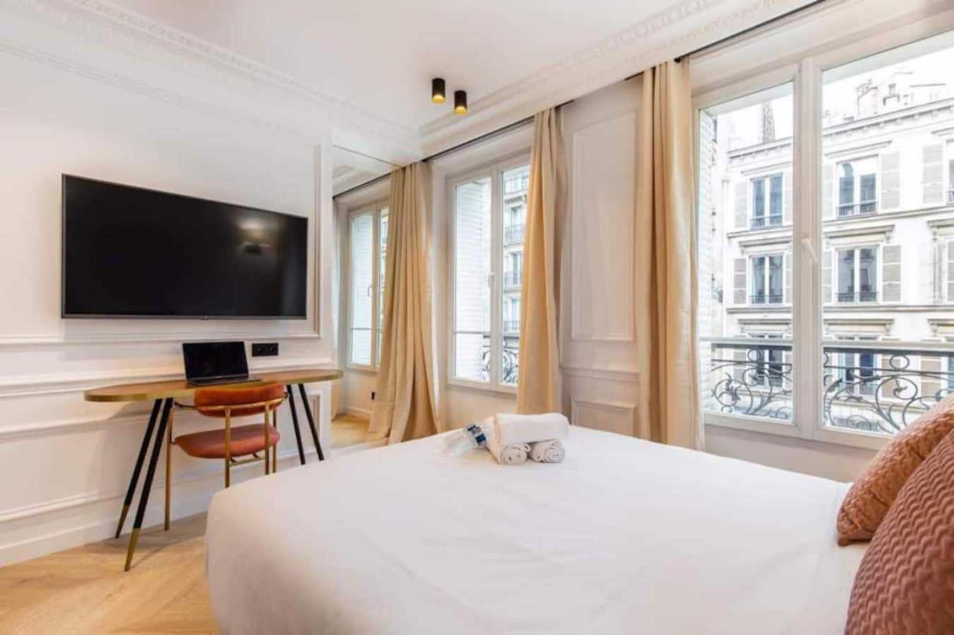 Newly Rebuilt By Architect - Center Of Paris Apartment Ngoại thất bức ảnh